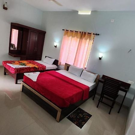 Pknhomestay Kumily เทกคาดี ภายนอก รูปภาพ