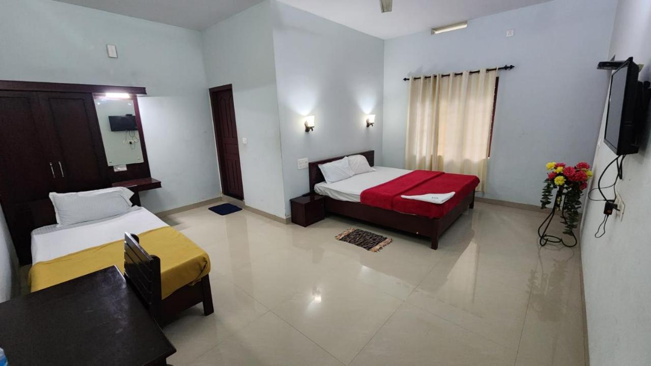 Pknhomestay Kumily เทกคาดี ภายนอก รูปภาพ